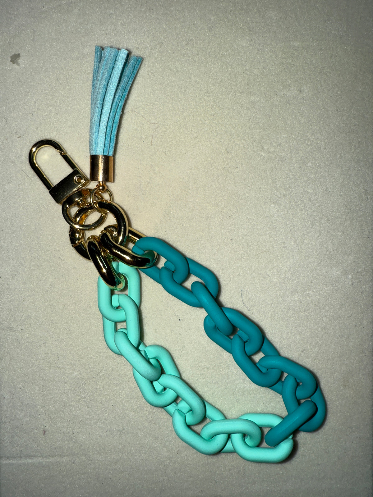 Mini plastic chain keychain